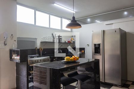 Casa à venda com 534m², 3 quartos e 4 vagas Casa à venda com 534m², 3 quartos e 4 vagasCozinha