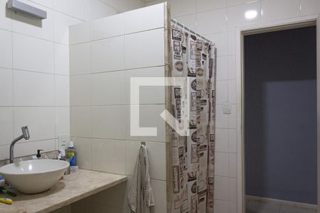 Casa à venda com 534m², 3 quartos e 4 vagas Casa à venda com 534m², 3 quartos e 4 vagasBanheiro da Suíte 1