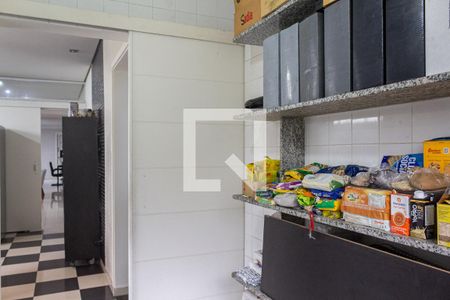 Casa à venda com 534m², 3 quartos e 4 vagas Casa à venda com 534m², 3 quartos e 4 vagasDespensa