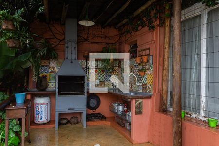 Casa à venda com 534m², 3 quartos e 4 vagas Casa à venda com 534m², 3 quartos e 4 vagasChurrasqueira