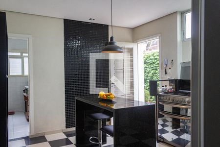 Casa à venda com 534m², 3 quartos e 4 vagas Casa à venda com 534m², 3 quartos e 4 vagasCozinha