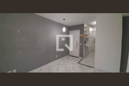 Sala de apartamento à venda com 2 quartos, 45m² em São Pedro, Osasco