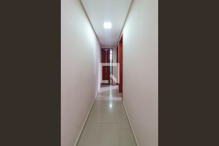 Corredor de apartamento à venda com 2 quartos, 56m² em Ferrazópolis, São Bernardo do Campo