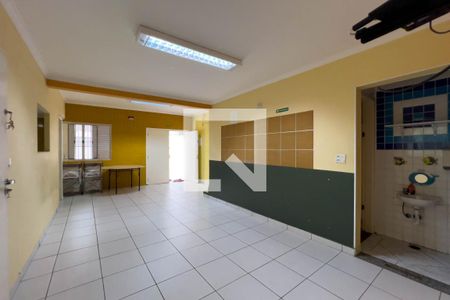 Sala de casa à venda com 4 quartos, 270m² em Vila Monumento, São Paulo