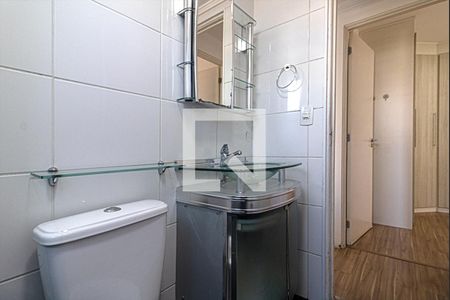 banheiro social_3 de apartamento para alugar com 2 quartos, 47m² em Jardim Celeste, São Paulo