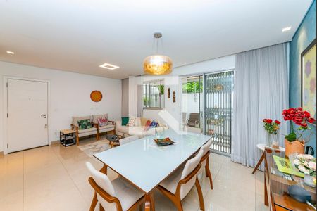 Sala de apartamento à venda com 3 quartos, 98m² em Padre Eustáquio, Belo Horizonte