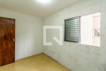 Quarto 1 de apartamento para alugar com 2 quartos, 52m² em Parque Sao Rafael, São Paulo