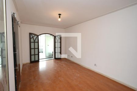 Suíte de casa para alugar com 3 quartos, 120m² em Jardim Santa Cruz (campo Grande), São Paulo