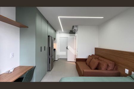 Sala de kitnet/studio para alugar com 1 quarto, 24m² em Cerqueira César, São Paulo