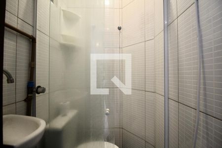 Banheiro de kitnet/studio para alugar com 0 quarto, 38m² em Rio Vermelho, Salvador