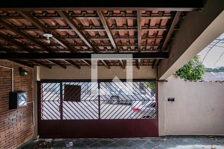 Sala - Vista de casa para alugar com 2 quartos, 153m² em Conjunto Habitacional Bras Cubas, Mogi das Cruzes