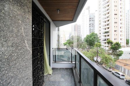 Varanda de apartamento para alugar com 3 quartos, 149m² em Planalto Paulista, São Paulo