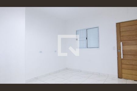 Sala de casa para alugar com 1 quarto, 80m² em Fazenda da Juta, São Paulo