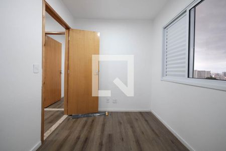 Quarto 1 de apartamento para alugar com 2 quartos, 36m² em Vila Guilhermina, São Paulo