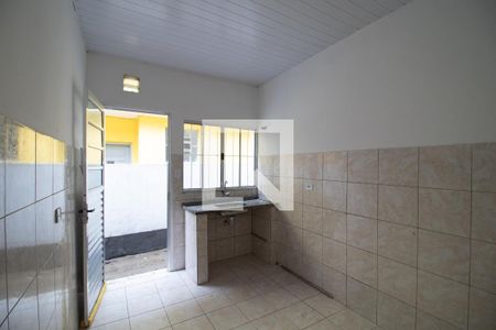 Cozinha de casa para alugar com 1 quarto, 24m² em Vila Maria Alta, São Paulo