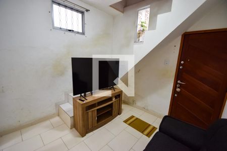 Sala de casa de condomínio à venda com 1 quarto, 68m² em Engenho de Dentro, Rio de Janeiro