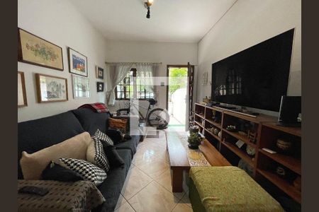 Sala de casa à venda com 4 quartos, 90m² em Caxingui, São Paulo