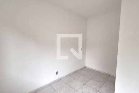 Quarto de casa para alugar com 2 quartos, 42m² em Parque João Pessoa, Duque de Caxias