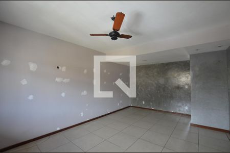 Sala de apartamento para alugar com 3 quartos, 190m² em Bento Ribeiro, Rio de Janeiro