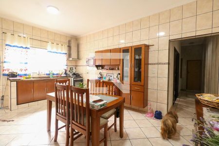 Casa à venda com 413m², 3 quartos e 2 vagas Casa à venda com 413m², 3 quartos e 2 vagasCozinha