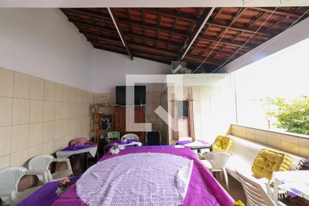 Casa à venda com 413m², 3 quartos e 2 vagas Casa à venda com 413m², 3 quartos e 2 vagasÁrea Gourmet