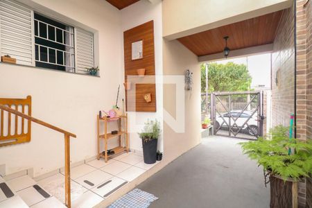 Casa à venda com 413m², 3 quartos e 2 vagas Casa à venda com 413m², 3 quartos e 2 vagasGaragem