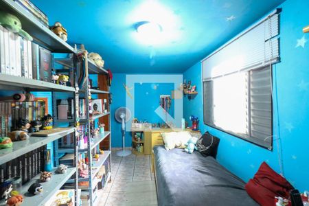 Casa à venda com 413m², 3 quartos e 2 vagas Casa à venda com 413m², 3 quartos e 2 vagasQuarto 2