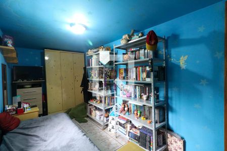 Casa à venda com 413m², 3 quartos e 2 vagas Casa à venda com 413m², 3 quartos e 2 vagasQuarto 2