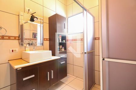 Casa à venda com 413m², 3 quartos e 2 vagas Casa à venda com 413m², 3 quartos e 2 vagasBanheiro Social