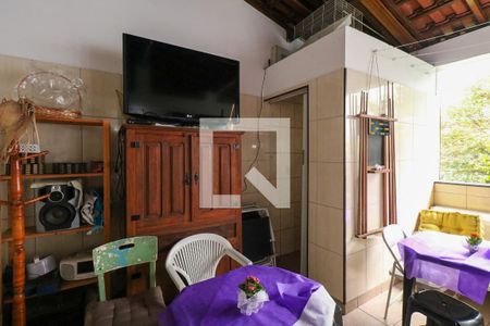 Casa à venda com 413m², 3 quartos e 2 vagas Casa à venda com 413m², 3 quartos e 2 vagasÁrea Gourmet