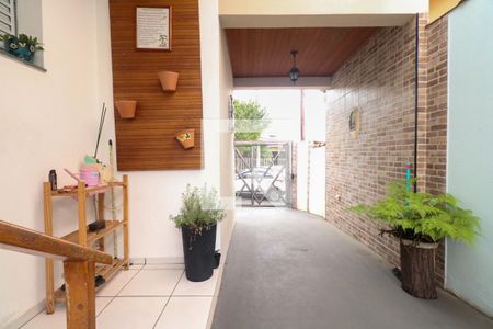Casa à venda com 413m², 3 quartos e 2 vagas Casa à venda com 413m², 3 quartos e 2 vagasGaragem