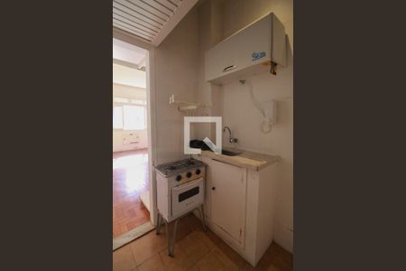 Cozinha de apartamento para alugar com 1 quarto, 28m² em Leme, Rio de Janeiro