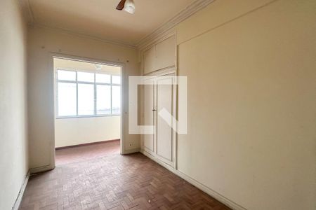 Quarto 01 de apartamento para alugar com 3 quartos, 153m² em Copacabana, Rio de Janeiro