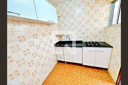 Cozinha de apartamento à venda com 3 quartos, 60m² em Nova Gameleira, Belo Horizonte