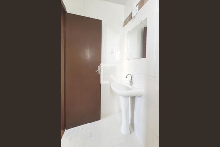 Apartamento para alugar com 60m², 2 quartos e sem vaga Apartamento para alugar com 60m², 2 quartos e sem vagaBanheiro 1