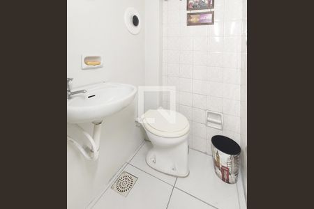 Apartamento para alugar com 60m², 2 quartos e sem vaga Apartamento para alugar com 60m², 2 quartos e sem vagaBanheiro 2