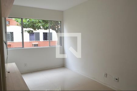 Sala de apartamento para alugar com 2 quartos, 52m² em Freguesia (jacarepaguá), Rio de Janeiro