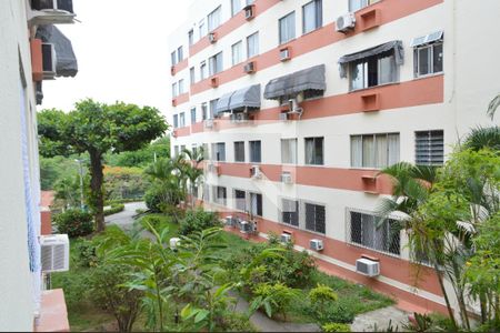 Vista do Quarto 1 de apartamento para alugar com 2 quartos, 52m² em Freguesia (jacarepaguá), Rio de Janeiro