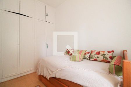 Quarto 1 de apartamento para alugar com 2 quartos, 53m² em Leblon, Rio de Janeiro