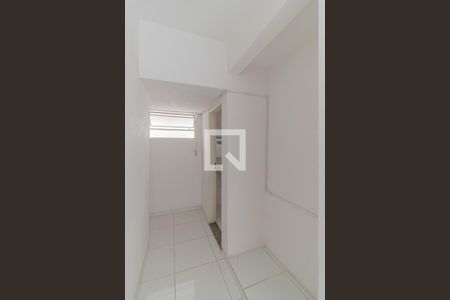 Corredor de kitnet/studio à venda com 1 quarto, 32m² em Vila Buarque, São Paulo