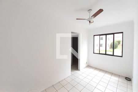 Sala de apartamento para alugar com 2 quartos, 45m² em Jardim Itayu, Campinas