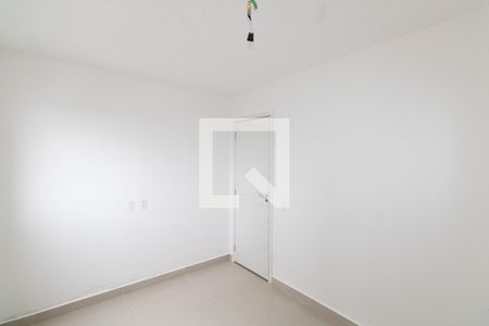 Quarto 1 de apartamento para alugar com 2 quartos, 43m² em Guaratiba, Rio de Janeiro