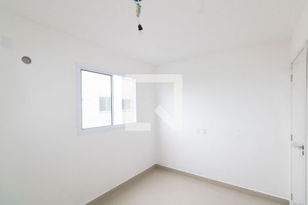 Quarto 1 de apartamento para alugar com 2 quartos, 43m² em Guaratiba, Rio de Janeiro