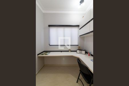 Escritório de casa à venda com 4 quartos, 198m² em Parque das Universidades, Campinas