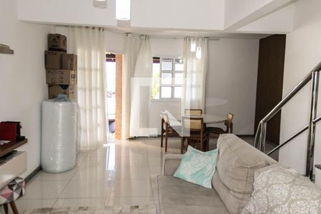 Sala de casa de condomínio para alugar com 3 quartos, 300m² em Itapuã, Salvador