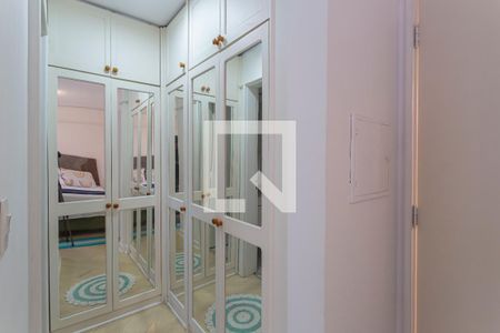 Closet de apartamento para alugar com 1 quarto, 49m² em Itaim Bibi, São Paulo