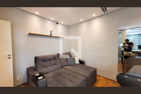 Sala de apartamento para alugar com 2 quartos, 76m² em Vila Itapura, Campinas