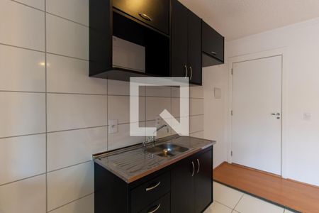 Cozinha de apartamento para alugar com 1 quarto, 32m² em Vila Graciosa, São Paulo