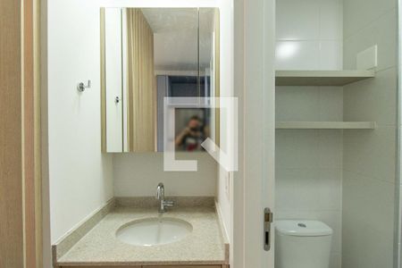 Banheiro de apartamento para alugar com 1 quarto, 25m² em Vila Mariana, São Paulo