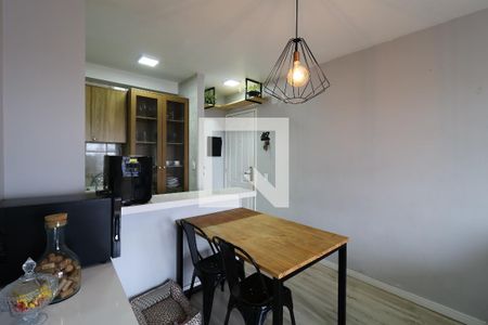 Sala de apartamento à venda com 2 quartos, 50m² em Vila América, Santo André